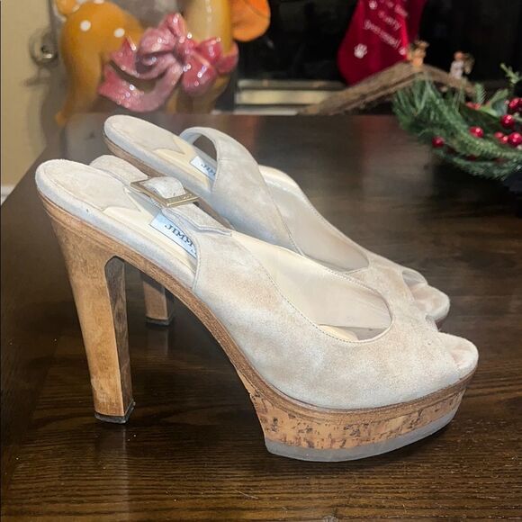 Jimmy Choo Biege suede sandal/heels - Picture 3 of 10